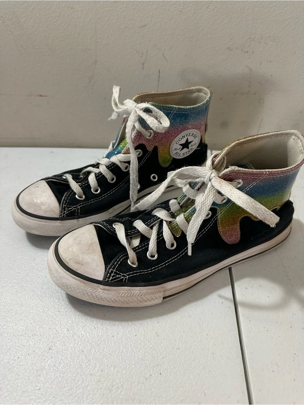 Converse Chuck Taylor, All Star Girls, Glitter Drip, Hi Top, Black, Size 3 Youth